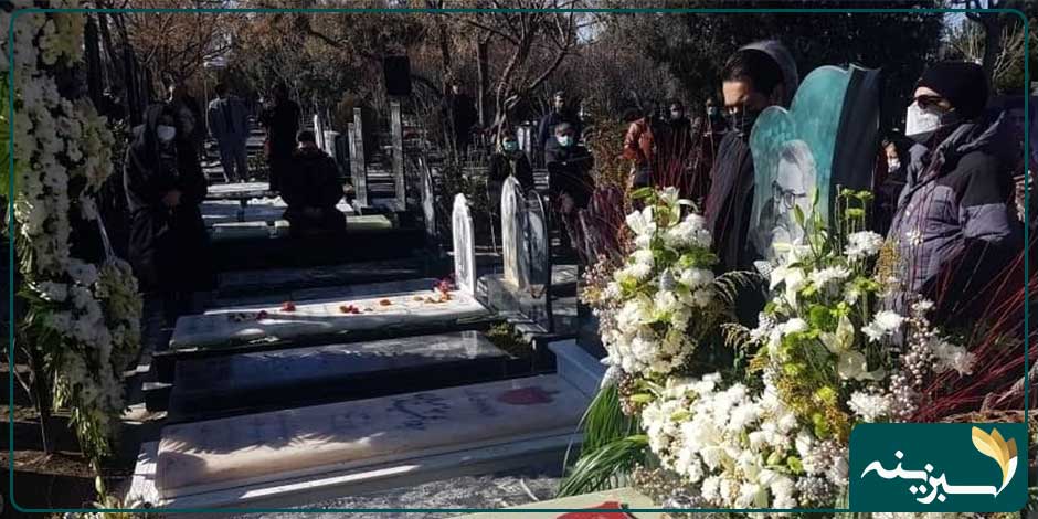 آداب و رسوم رایج تزیین سنگ قبر چهلم