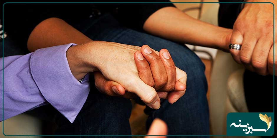 نکات کلیدی در رفتار با فرد سوگوار